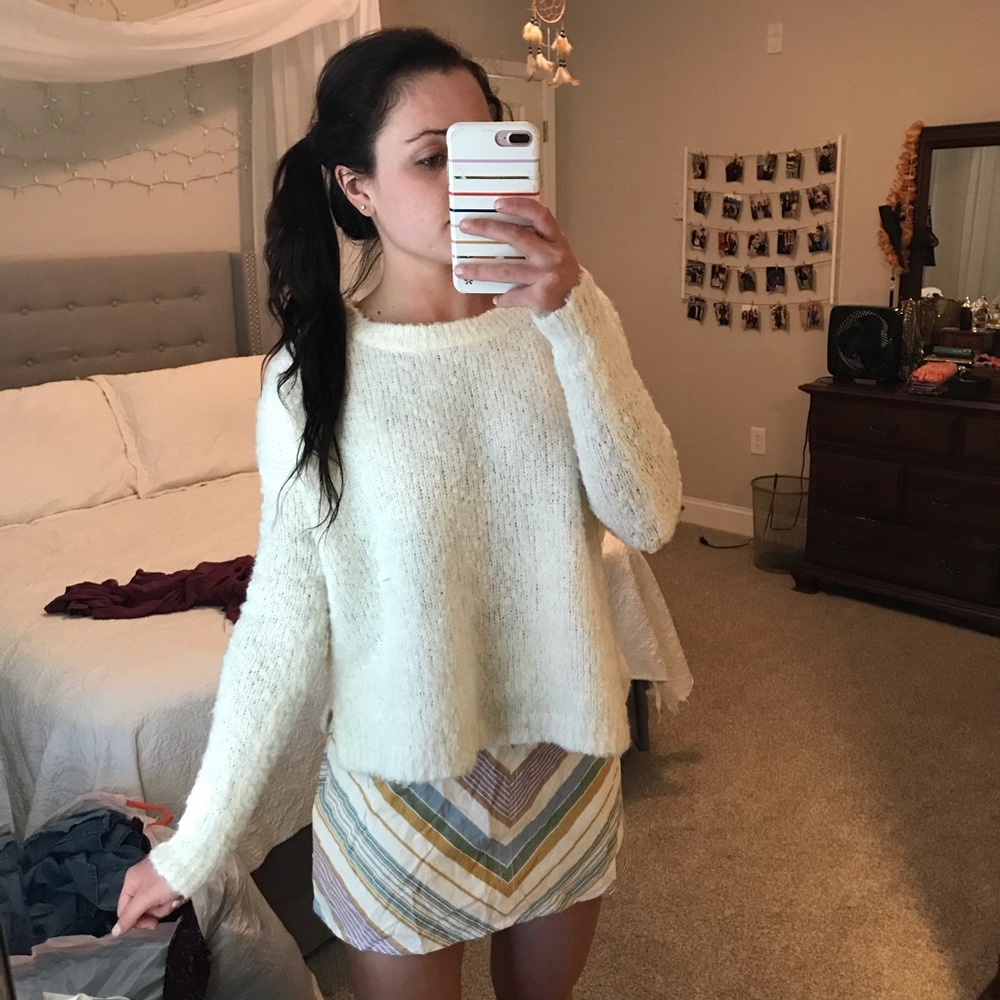 Aerie white sweater
